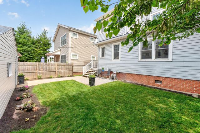 55 Oakland Park Avenue, Columbus, OH 43214