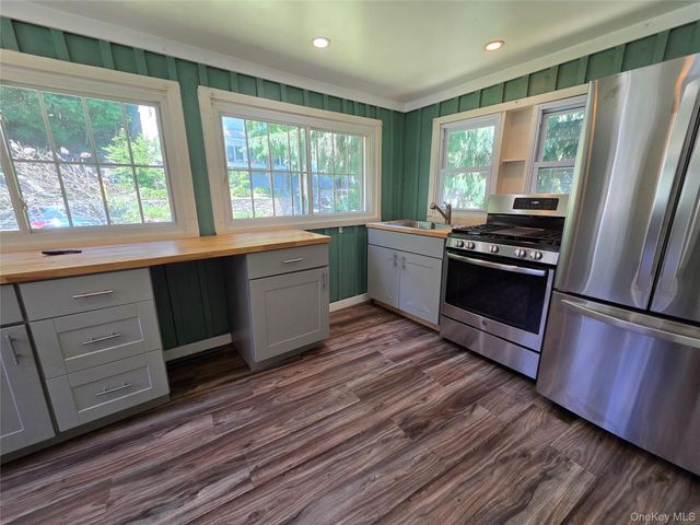 19 Ravina Road, Patterson, NY 12563