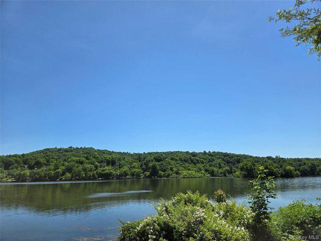 19 Ravina Road, Patterson, NY 12563