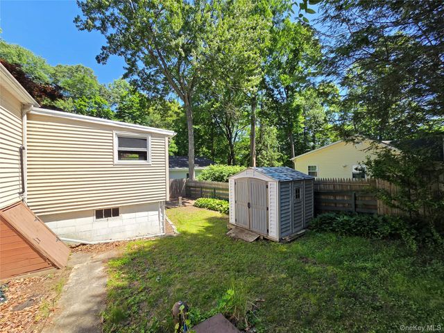 19 Ravina Road, Patterson, NY 12563