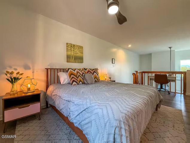 1809 Red Bone Way, Sevierville, TN 37876