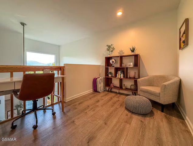 1809 Red Bone Way, Sevierville, TN 37876