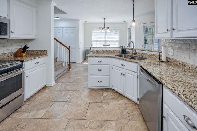 6 Holly Thorn Court, Columbia, SC 29229