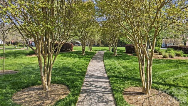 6326 Riverside Oaks Drive, Huntersville, NC 28078