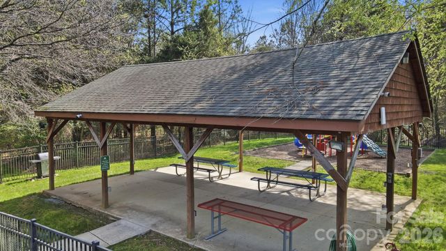 6326 Riverside Oaks Drive, Huntersville, NC 28078