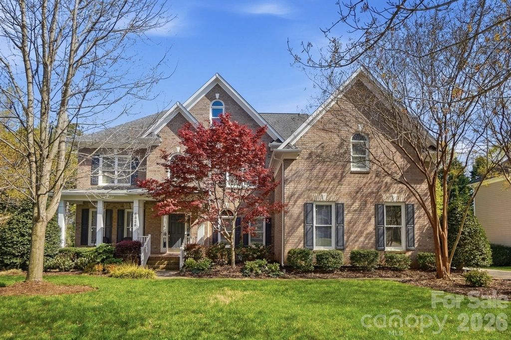 6326 Riverside Oaks Drive, Huntersville, NC 28078