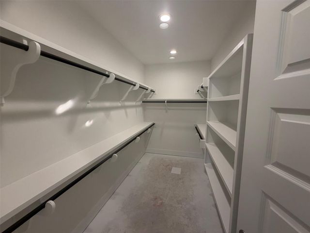 2869 Honeywood DR, Leander, TX 78641