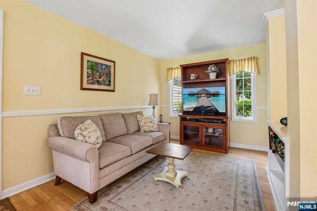 364 Northern Parkway, Ridgewood, NJ 07450