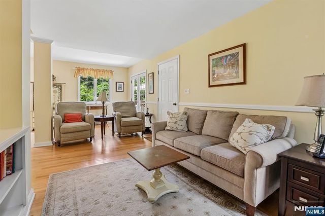 364 Northern Parkway, Ridgewood, NJ 07450