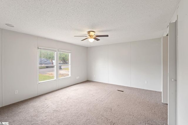 9 Natick Drive, Piedmont, SC 29673