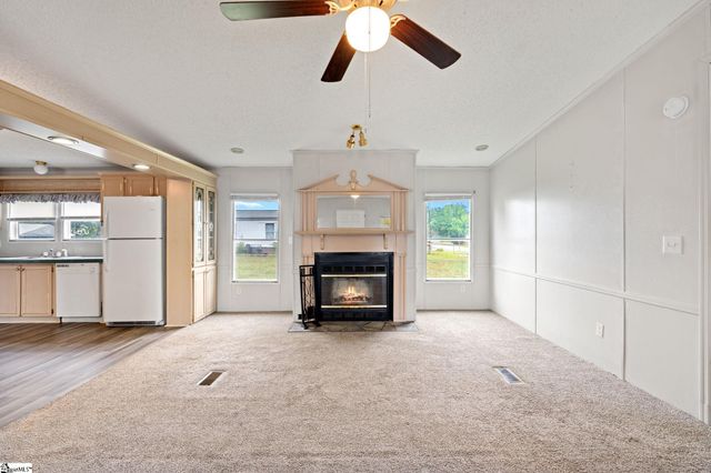 9 Natick Drive, Piedmont, SC 29673