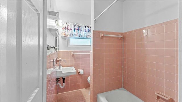 2921 BELLWOOD AVENUE, Lakeland, FL 33803