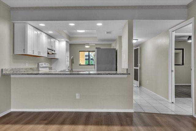 4719 SE 17TH PLACE 105, Cape Coral, FL 33904