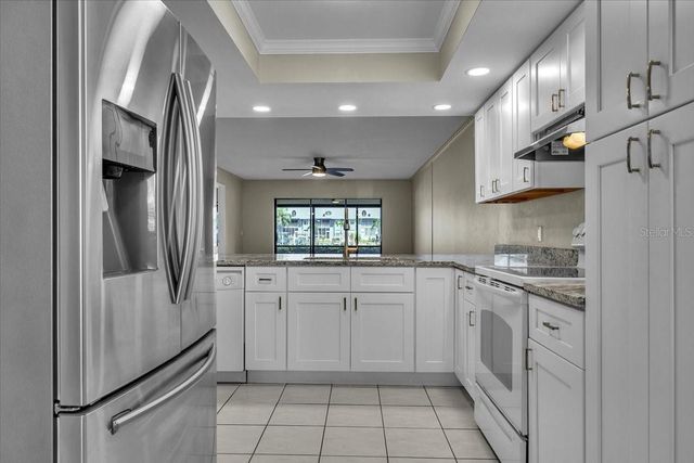 4719 SE 17TH PLACE 105, Cape Coral, FL 33904