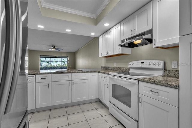 4719 SE 17TH PLACE 105, Cape Coral, FL 33904