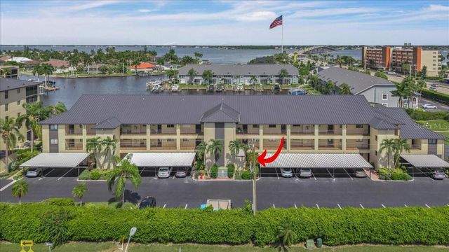 4719 SE 17TH PLACE 105, Cape Coral, FL 33904