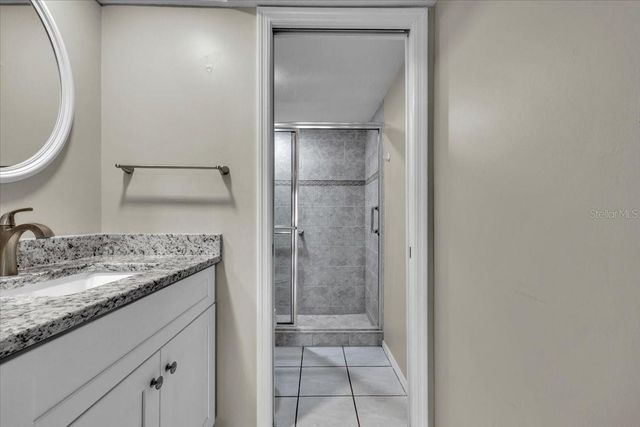 4719 SE 17TH PLACE 105, Cape Coral, FL 33904