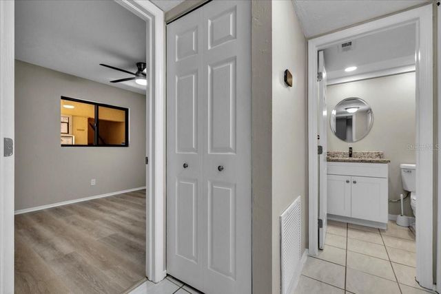 4719 SE 17TH PLACE 105, Cape Coral, FL 33904