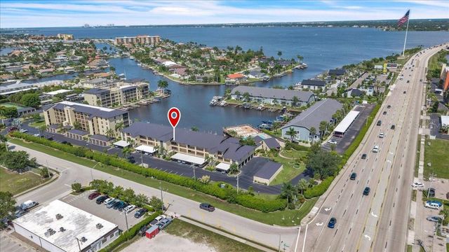4719 SE 17TH PLACE 105, Cape Coral, FL 33904