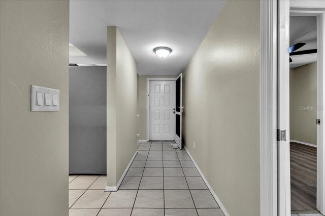 4719 SE 17TH PLACE 105, Cape Coral, FL 33904