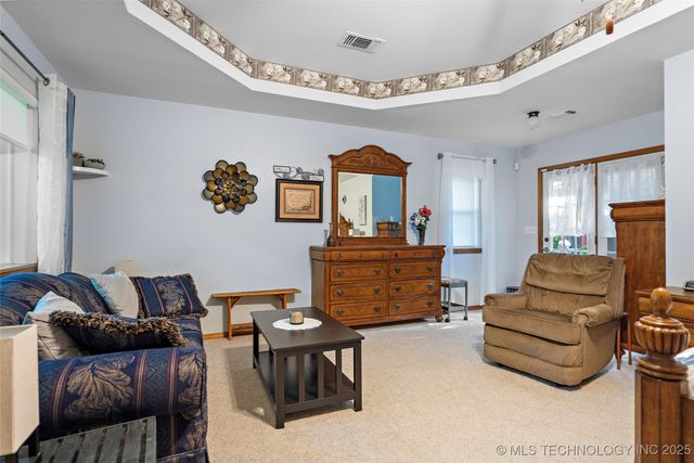 145 Cross Creek, Lone Grove, OK 73401