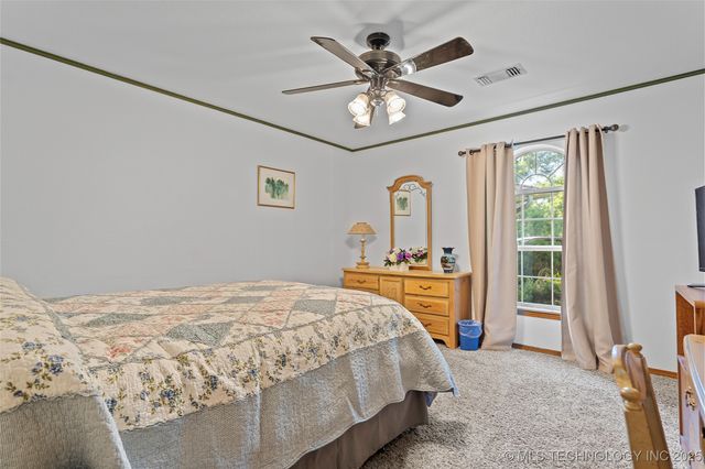 145 Cross Creek, Lone Grove, OK 73401