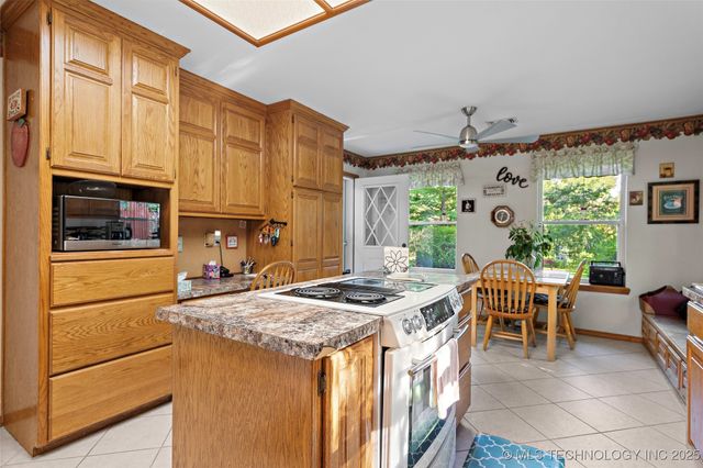 145 Cross Creek, Lone Grove, OK 73401