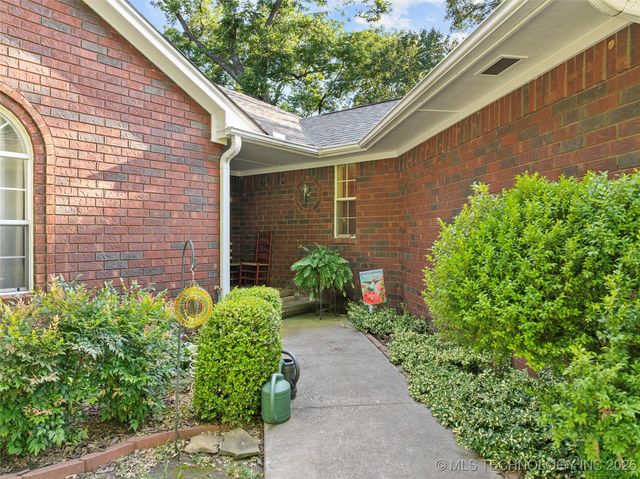 145 Cross Creek, Lone Grove, OK 73401