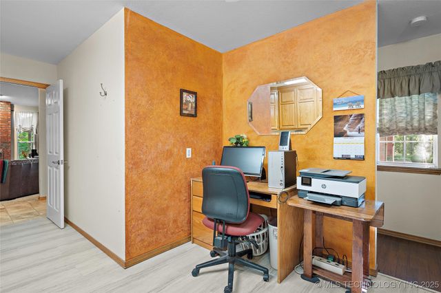 145 Cross Creek, Lone Grove, OK 73401