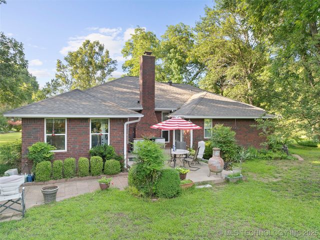 145 Cross Creek, Lone Grove, OK 73401