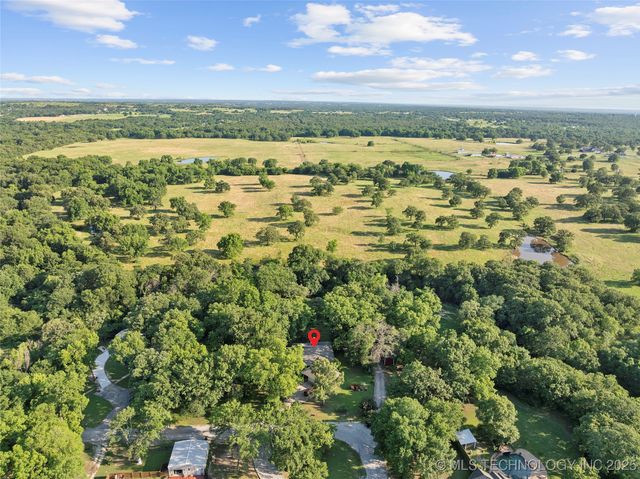 145 Cross Creek, Lone Grove, OK 73401