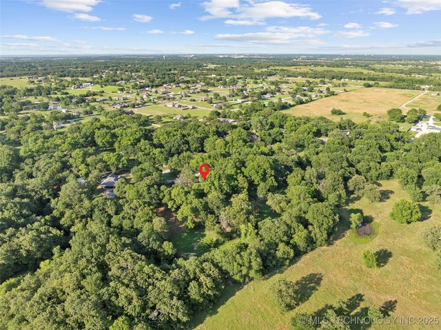 145 Cross Creek, Lone Grove, OK 73401