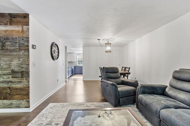 13 Berrington Rd 13, Leominster, MA 01453