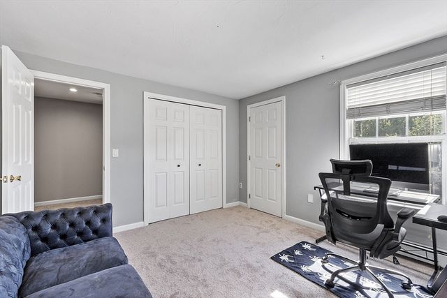 13 Berrington Rd 13, Leominster, MA 01453