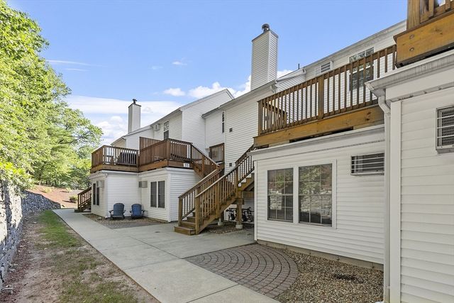 13 Berrington Rd 13, Leominster, MA 01453