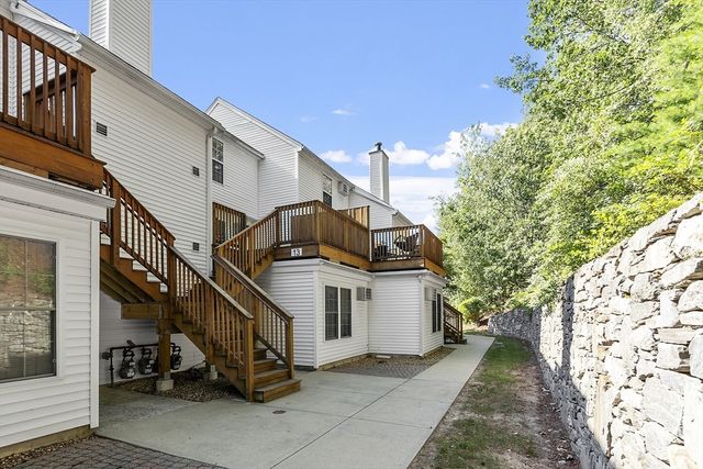 13 Berrington Rd 13, Leominster, MA 01453