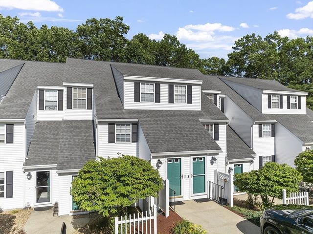 13 Berrington Rd 13, Leominster, MA 01453