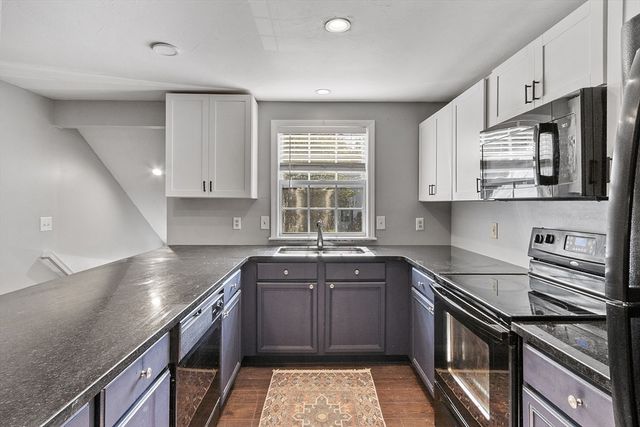13 Berrington Rd 13, Leominster, MA 01453