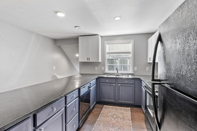 13 Berrington Rd 13, Leominster, MA 01453