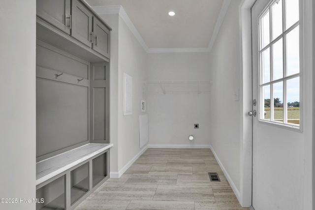 134 Sand Ridge Drive, Beulaville, NC 28518