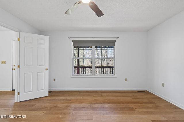 327 Robin Hood Drive, Crossville, TN 38555