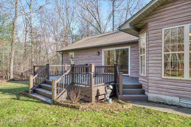 327 Robin Hood Drive, Crossville, TN 38555