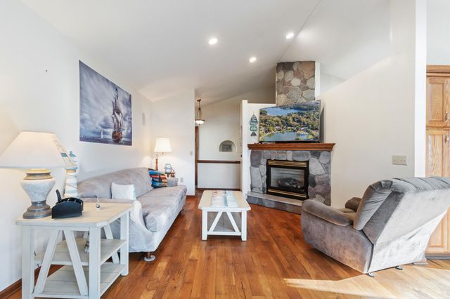 11735 N Waldron Road, Somerset Twp, MI 49249