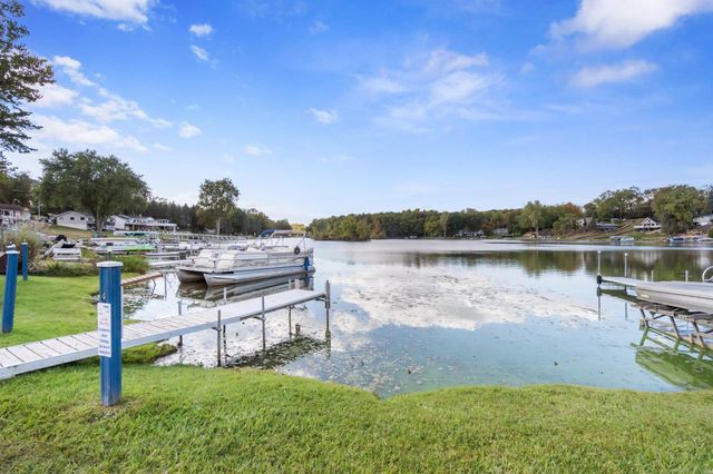 11735 N Waldron Road, Somerset Twp, MI 49249