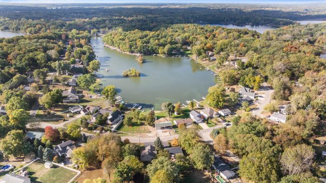 11735 N Waldron Road, Somerset Twp, MI 49249