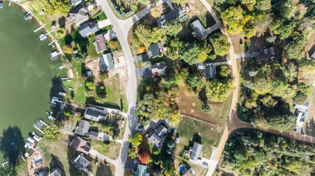 11735 N Waldron Road, Somerset Twp, MI 49249