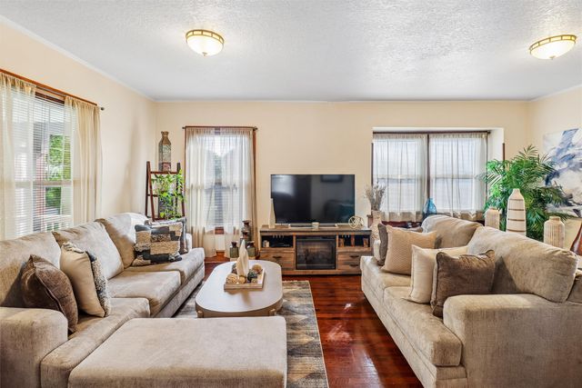 1414 Harrison Avenue, Des Moines, IA 50314