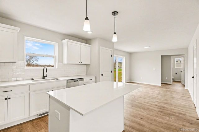 6090 Cousins Drive, Mundy Township, MI 48473