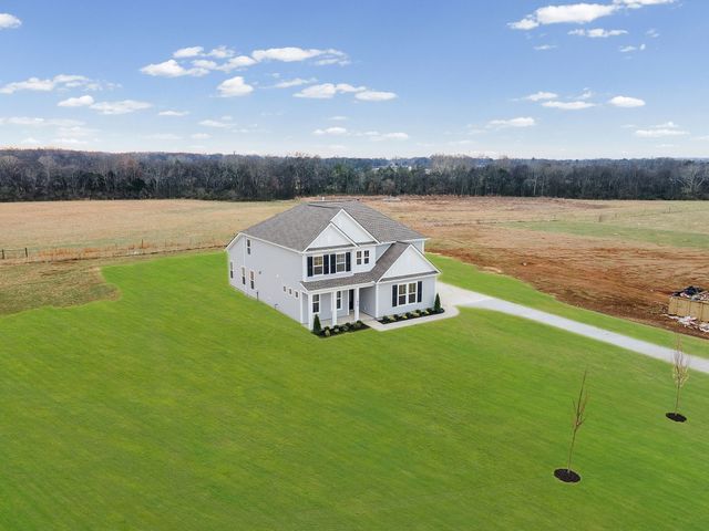 1433 Charles Dr, Chapel Hill, TN 37034