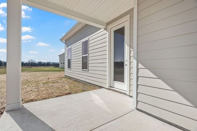 1433 Charles Dr, Chapel Hill, TN 37034